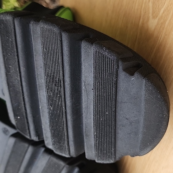 Ganni Lime Green Black Leather Chelsea Boot Size UE 35 MSRP $570 - Picture 10 of 14